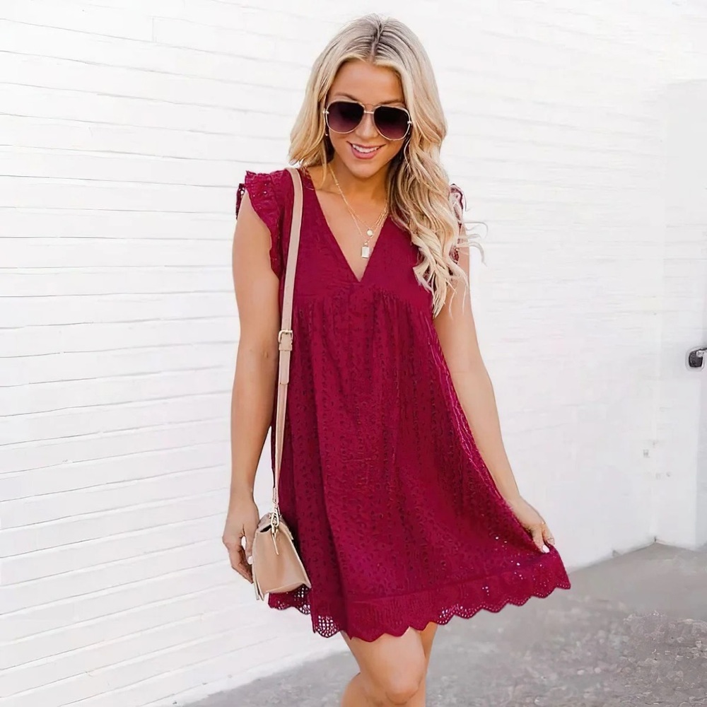 Red Sleeveless Mini Sundress with V-Neck size M
